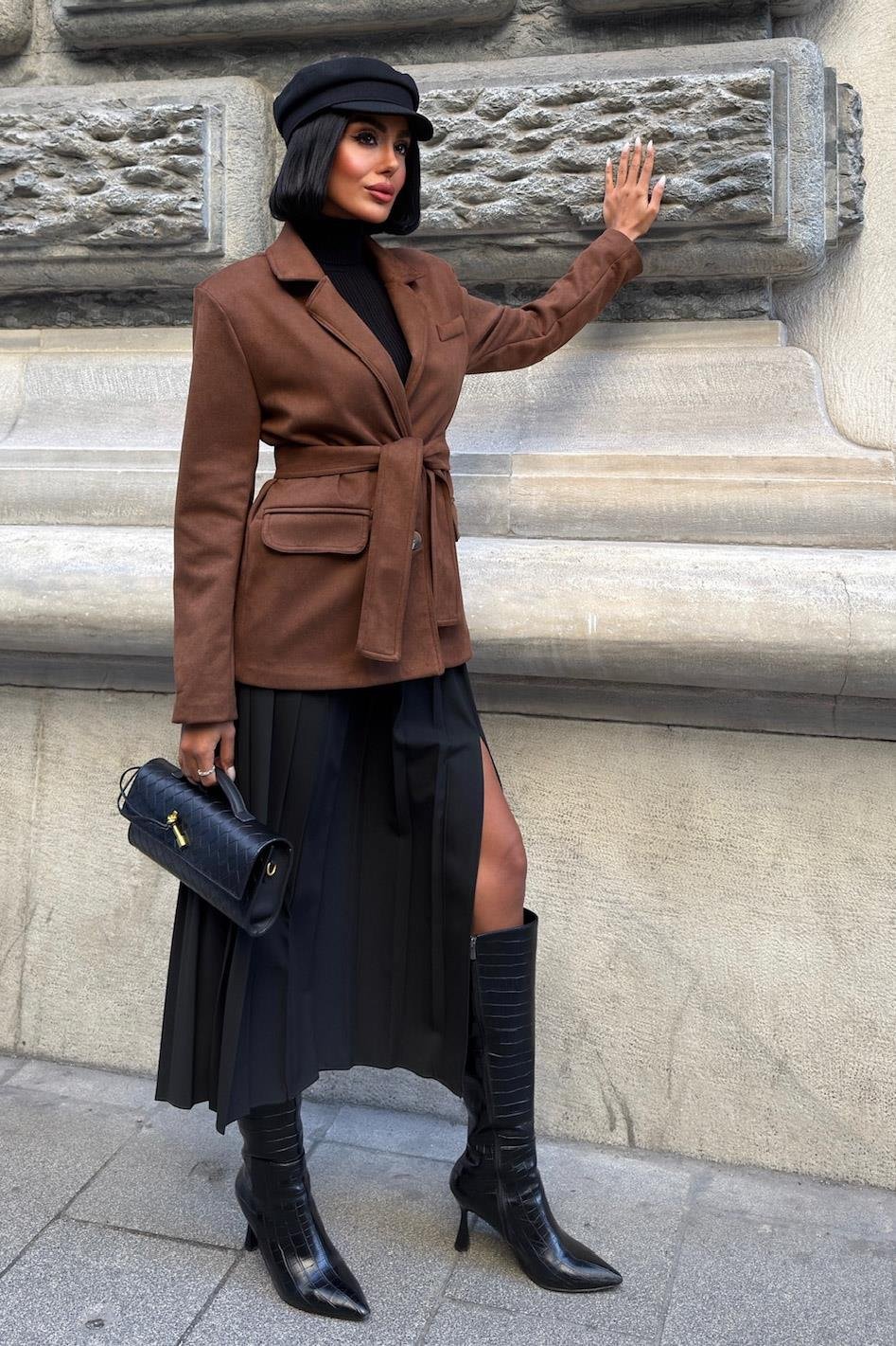 Soft Suede Belted Blazer Jacket – Timeless Chic Outerwear for Everyday Elegance
