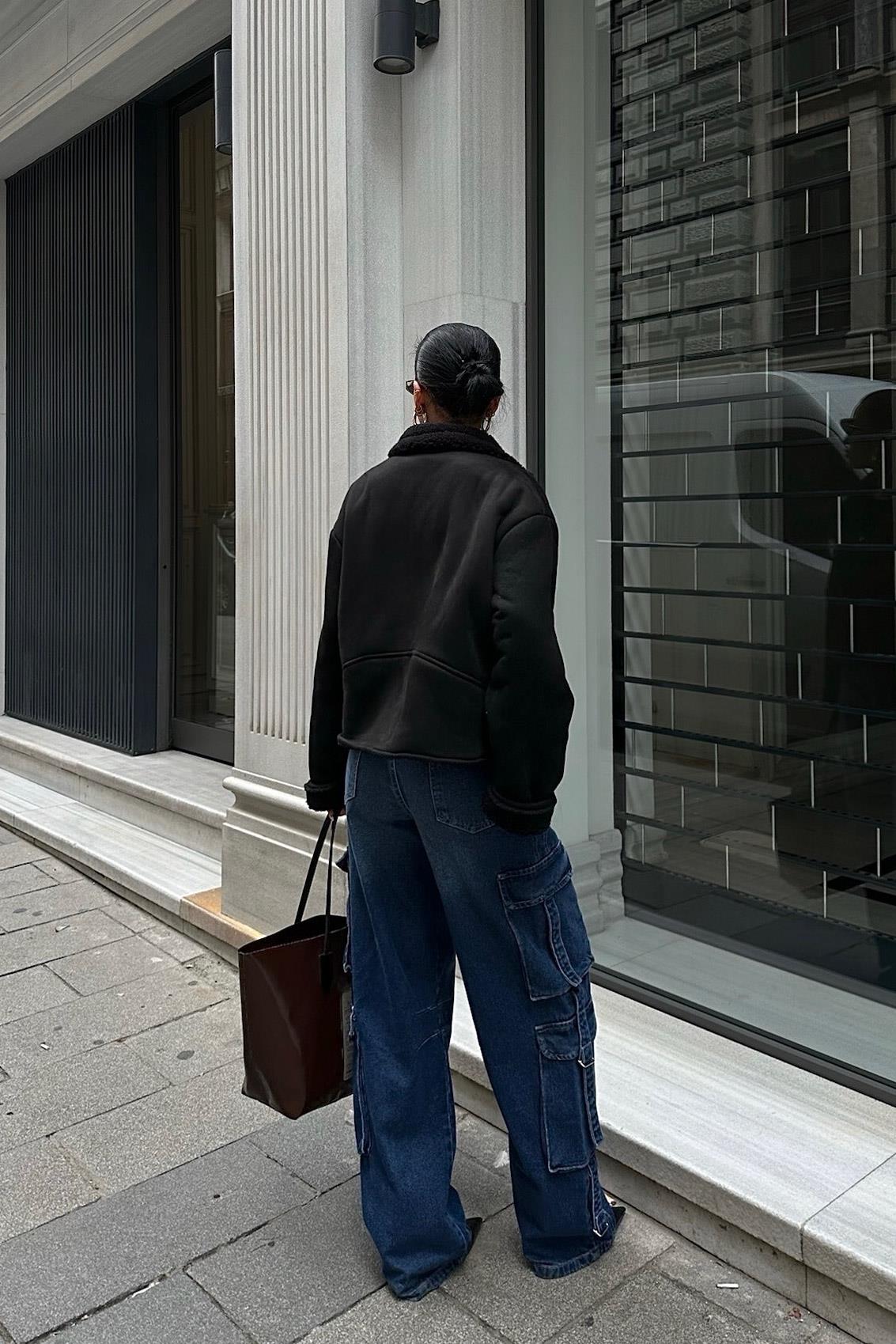 Faux Suede Shearling Jacket – Cozy Streetwear Essential for Effortless Style