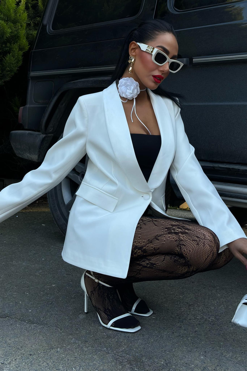 Satin Lapel Classic Blazer – Elegant White Evening Jacket for Women