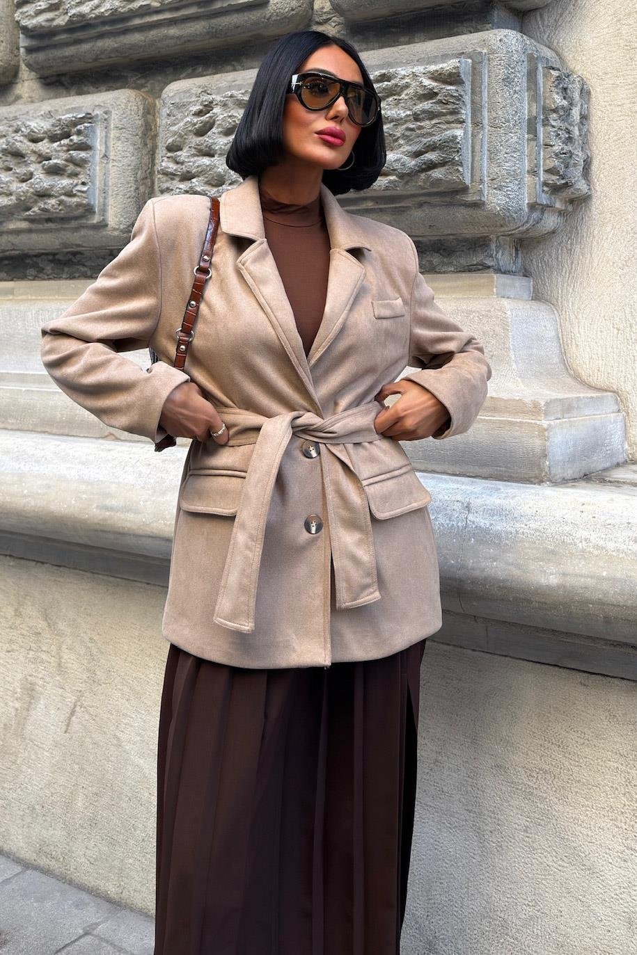 Soft Suede Belted Blazer Jacket – Timeless Chic Outerwear for Everyday Elegance