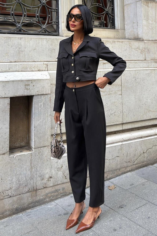 Structured Blazer & Pants Set – Women’s Modern Business Outfit