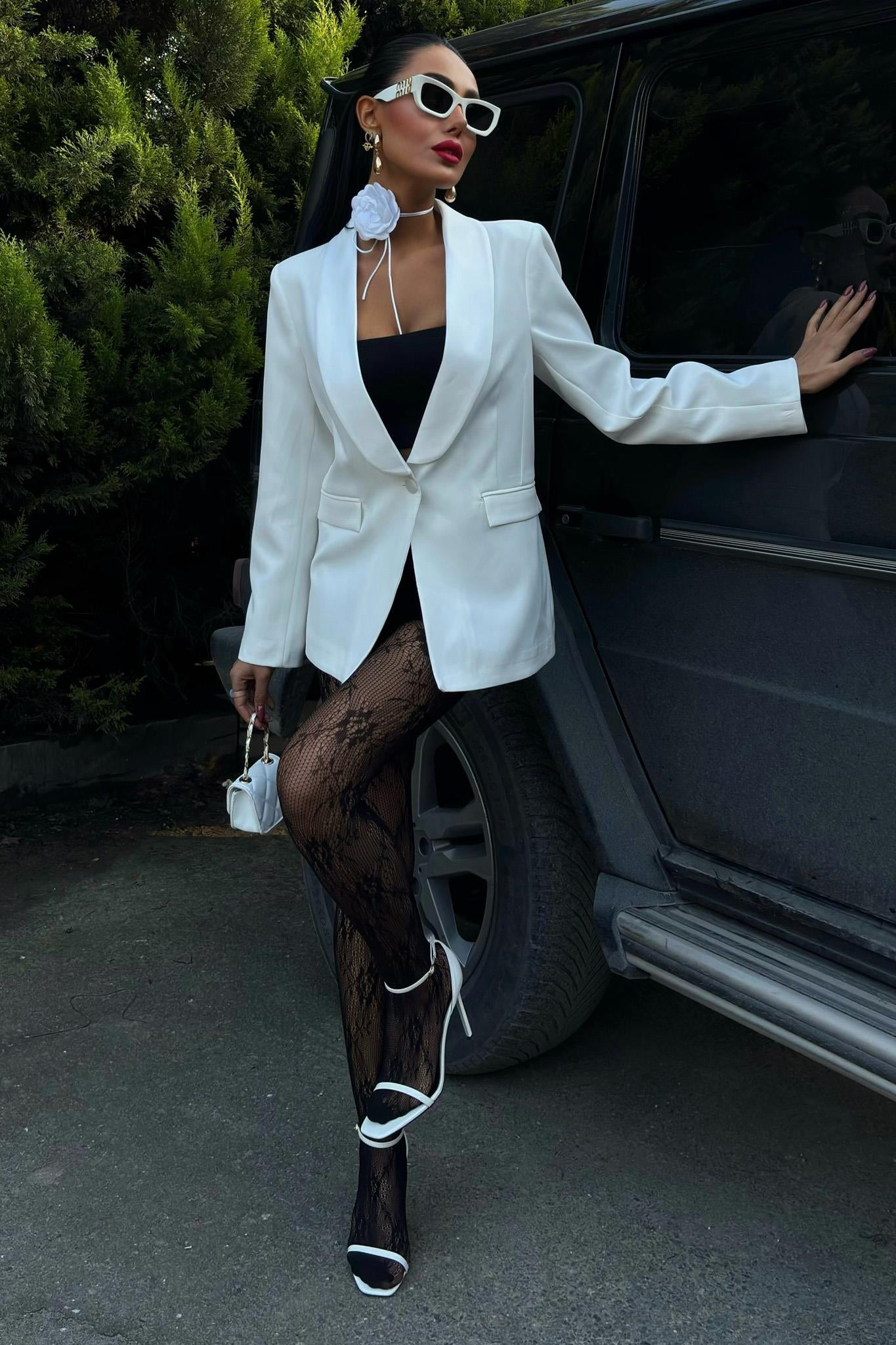 Satin Lapel Classic Blazer – Elegant White Evening Jacket for Women