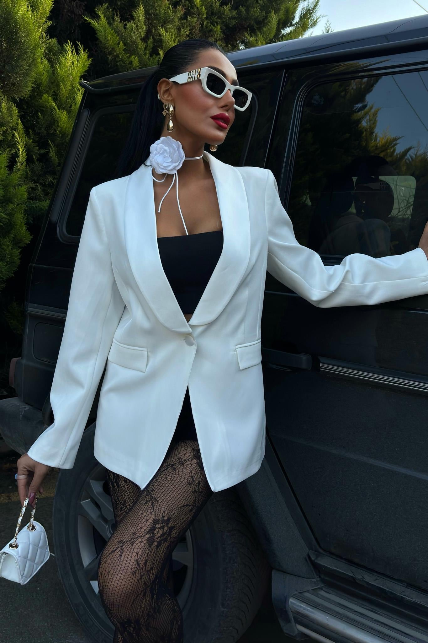Satin Lapel Classic Blazer – Elegant White Evening Jacket for Women