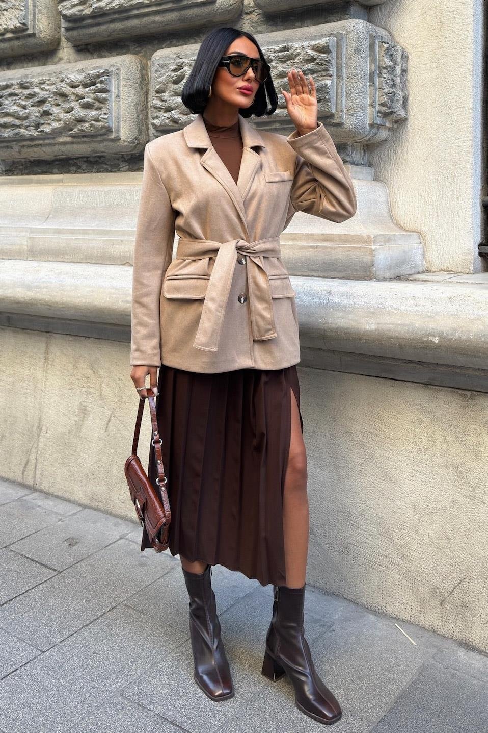 Soft Suede Belted Blazer Jacket – Timeless Chic Outerwear for Everyday Elegance